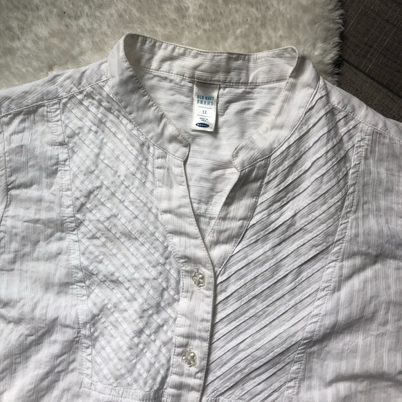 Old Navy Girls White Blouse Flower Buttons Size 12 - Picture 4 of 8